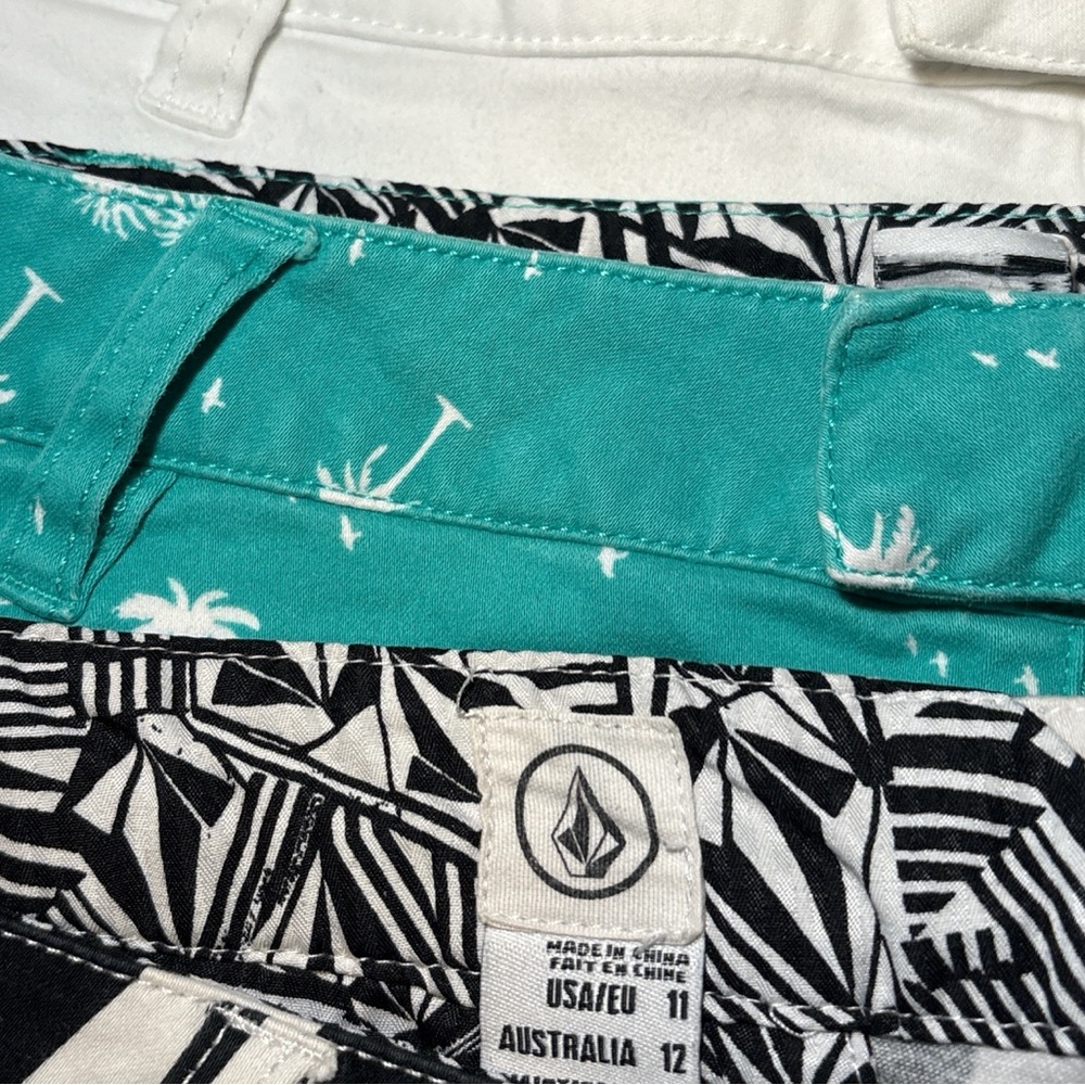 SET OF 2 - Volcom Vintage Women Shorts - Picture 6 of 6